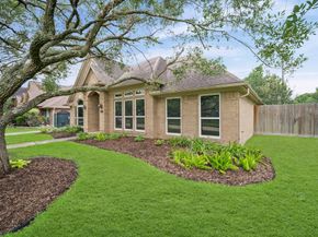1707 Crescent Green Drive, Houston TX 77094