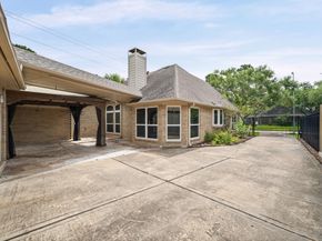 1707 Crescent Green Drive, Houston TX 77094