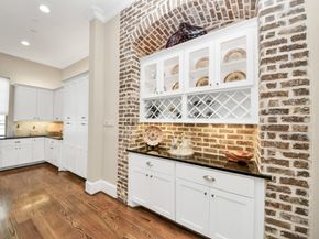 852 Dunleigh Meadows Lane, Houston TX 77055