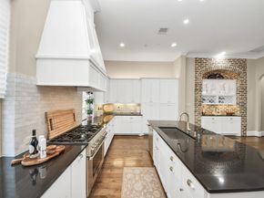 852 Dunleigh Meadows Lane, Houston TX 77055