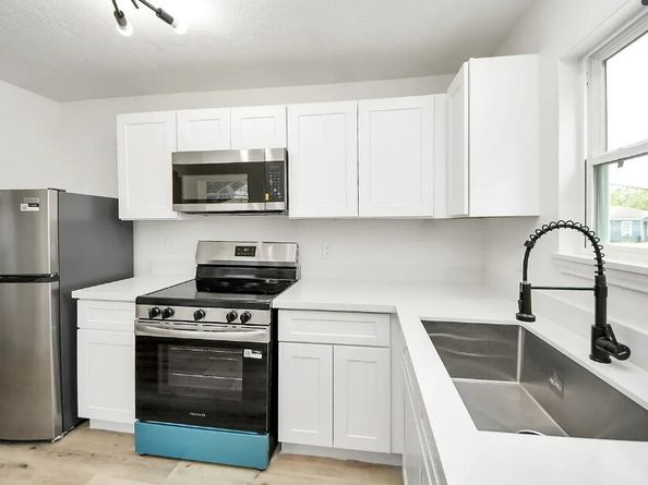 7301 Sherman Street, Houston TX 77011