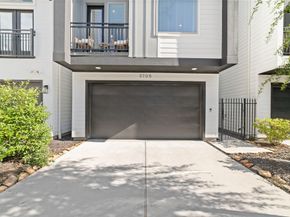 3705 Creekmont Green Lane, Houston TX 77091