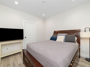 3705 Creekmont Green Lane, Houston TX 77091