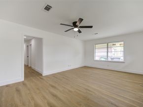7543 Wilmerdean Street, Houston TX 77061