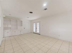 7543 Wilmerdean Street, Houston TX 77061