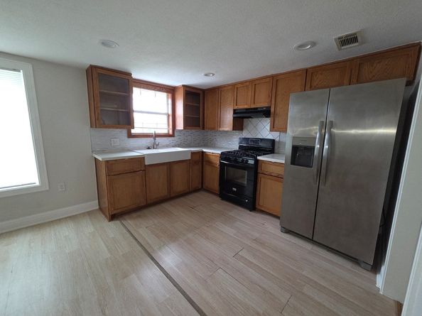 1104 Beacon Street, Houston TX 77015