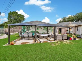 15319 Rio Plaza Drive, Houston TX 77083