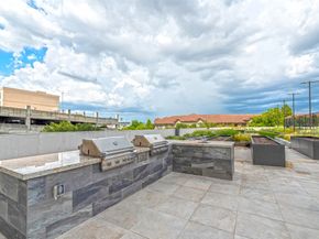 1701 Hermann Drive 30D, Houston TX 77004