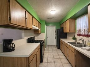 2102 Snowdrop Lane, Houston TX 77067