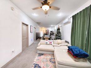 1217 Campbell Street, Houston TX 77009