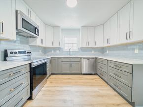 7914 Oakington Drive, Houston TX 77071