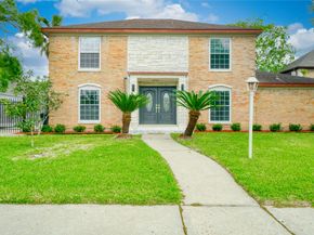 7914 Oakington Drive, Houston TX 77071