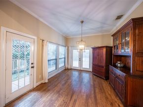 10 Featherfall Place, The Woodlands TX 77381
