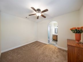 10 Featherfall Place, The Woodlands TX 77381