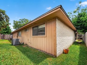 12811 Hidden Castle Drive, Houston TX 77015