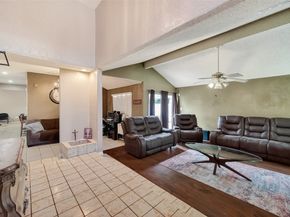 12811 Hidden Castle Drive, Houston TX 77015