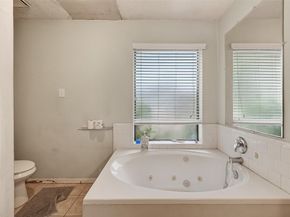 12811 Hidden Castle Drive, Houston TX 77015