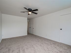 15309 Kingfield Drive 9, Houston TX 77084