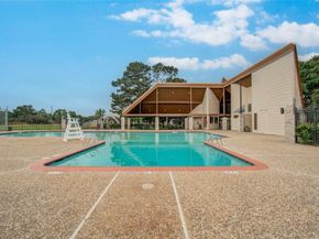 15309 Kingfield Drive 9, Houston TX 77084