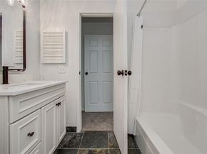 15309 Kingfield Drive 9, Houston TX 77084