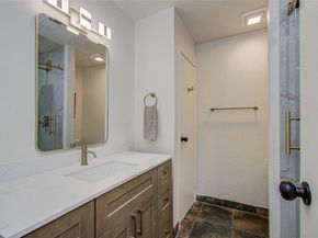 15309 Kingfield Drive 9, Houston TX 77084