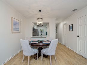 15309 Kingfield Drive 9, Houston TX 77084