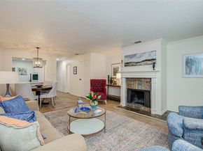 15309 Kingfield Drive 9, Houston TX 77084