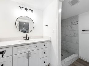 4356 Phlox Street, Houston TX 77051