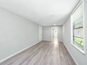4356 Phlox Street, Houston TX 77051