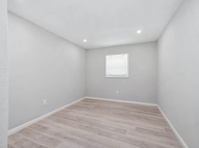 4356 Phlox Street, Houston TX 77051