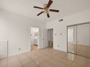 2121 El Paseo 2005, Houston TX 77054