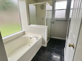 12027 Kleinmeadow Drive Drive, Houston TX 77066