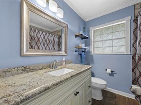5874 Beldart Street, Houston TX 77033