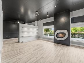 3 Waterway Court 1B, The Woodlands TX 77380