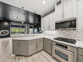 3 Waterway Court 1B, The Woodlands TX 77380