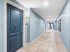 3 Waterway Court 1B, The Woodlands TX 77380