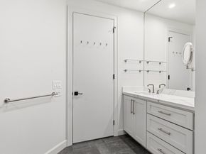 3 Waterway Court 1B, The Woodlands TX 77380
