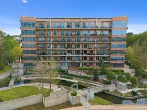 3 Waterway Court 1B, The Woodlands TX 77380