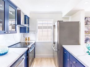 5805 Valley Forge Drive 96, Houston TX 77057