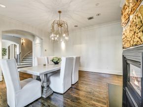 30 Hackberry Lane A, Houston TX 77027