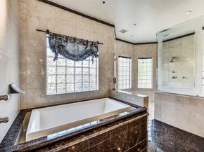 30 Hackberry Lane A, Houston TX 77027