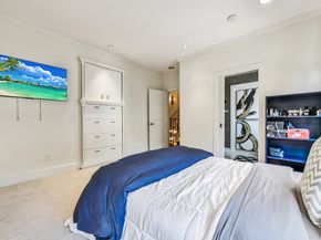 30 Hackberry Lane A, Houston TX 77027