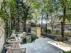 30 Hackberry Lane A, Houston TX 77027