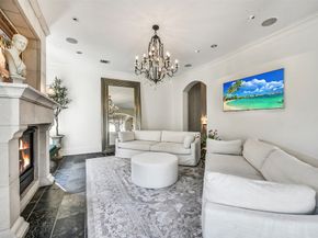 30 Hackberry Lane A, Houston TX 77027