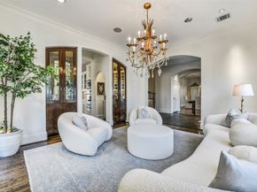 30 Hackberry Lane A, Houston TX 77027