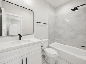 719 Thornton Road B, Houston TX 77018