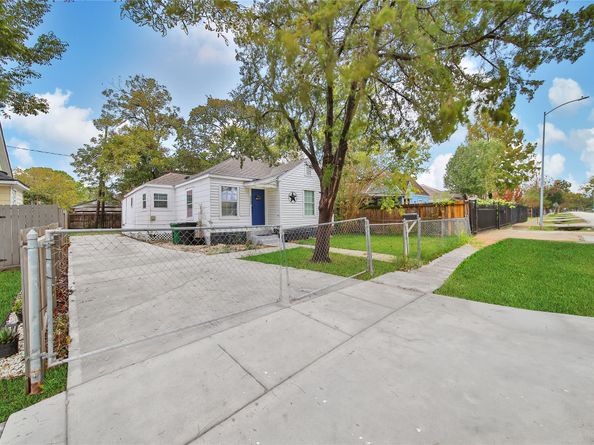 7707 Arberry Street, Houston TX 77012