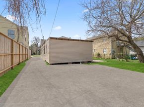 2817 Winbern Street, Houston TX 77004