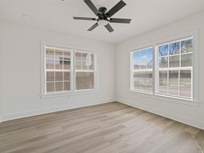 2817 Winbern Street, Houston TX 77004