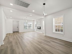 2817 Winbern Street, Houston TX 77004